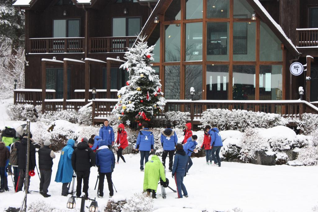 Chalet Resort Pyeongchang Exteriör bild